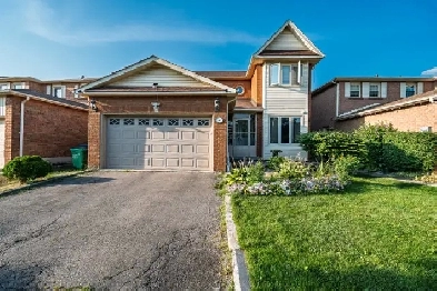 Beautiful House in Brampton for SALE Image# 1