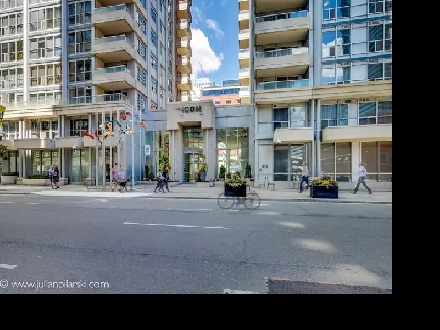 Furnished Private Den/Room,Downtown King/John,Female Only,Sep1st Image# 1