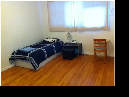 Room For Rent,DowntownArea KingswayMall, RoyalAlex, NAIT, McEwan Image# 1