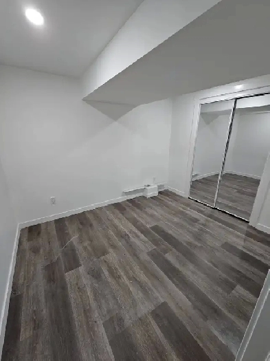 Male roommate required near to Rundle Image# 1