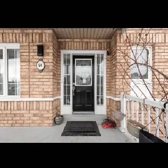 Property for Lease: Ideal Location by Trinity Mall 3 Bed 3 Bath Image# 1