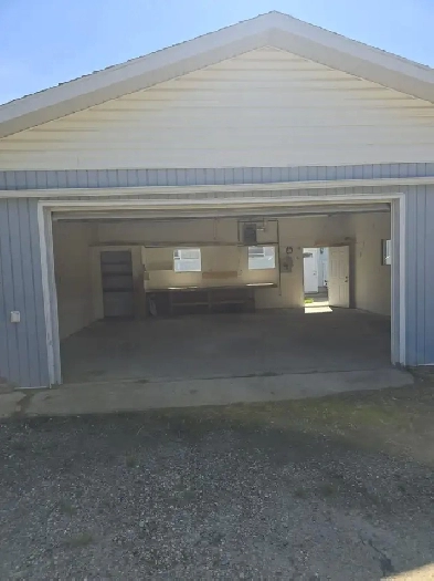 Storage: Available Immediately 28 x16 Garage Image# 3