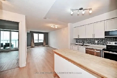 1 Bed Condo in Richmond Hill with Parking (ALL INCLUSIVE) Image# 10