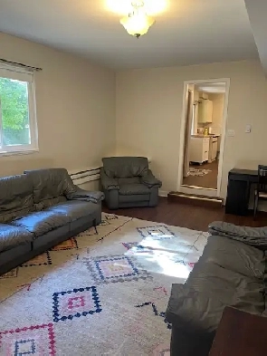 Spacious One-bed suite close to UVic and Camosun Image# 1