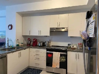 ROOM  bath for rent available Sept /01 near HONDA Plant Image# 1