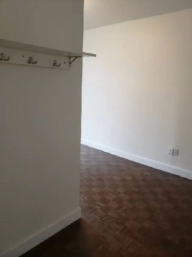 Ville Emard, 5-Bedroom Duplex for Rent,  $2,400 Image# 3