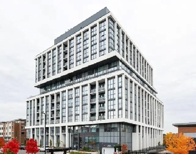 New Condo in Port Credit – Parking & Locker Included Image# 1