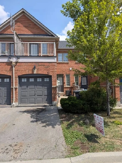 3   den 4 baths condo townhouse for rent in Mississauga Image# 1