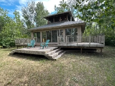8 Bella Dan Ave., Victoria Beach - LAKEFRONT,  with SANDY BEACH! Image# 5
