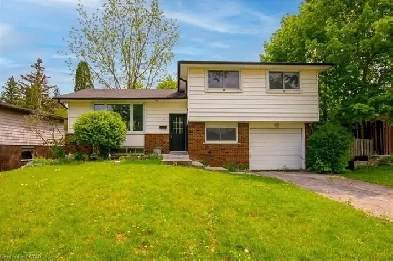 5 Beds 2.5 Baths - House Image# 1