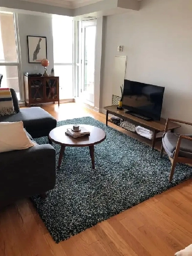 Spacious 3 Bedroom Condo for Rent, Backing Onto Rosedale Ravine Image# 4