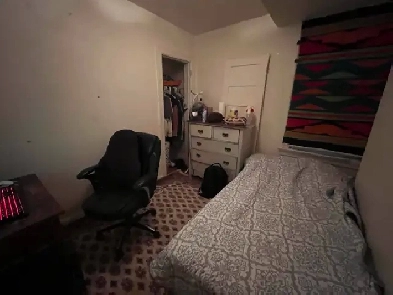 Annex Furnished Room for Rent Near Bathurst Subway Image# 1