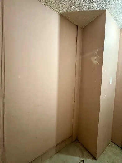 storage room for rental Image# 1