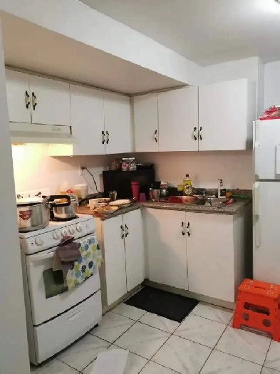 2 BEDROOM BASEMENT APARTMENT Image# 1