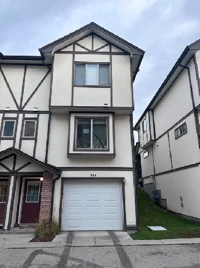 Black Mountain Townhome For Rent Image# 1