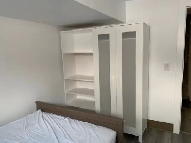 room for rent - university of Manitoba (U of M) Image# 3