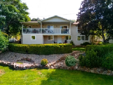 Discover Your Perfect Oasis in Lake Country! Image# 1