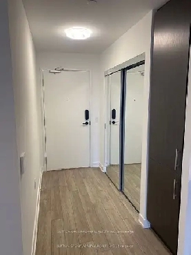 Desirable Era 2 at Yonge. Building is One Year Old! One bedroom Image# 2