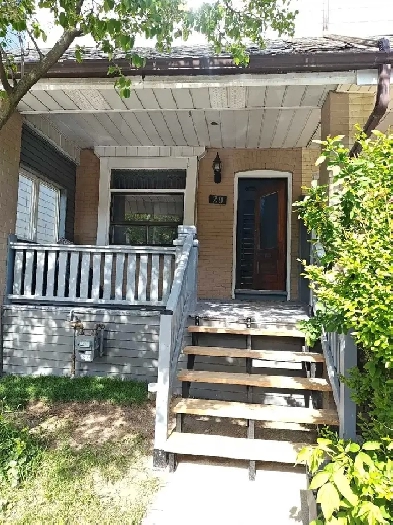 3 Bedroom House for Rent   29 Greenwood Ave Image# 1