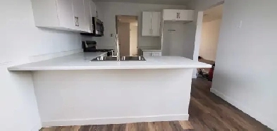 ALL-INCLUSIVE – 3BR Home – Near RVH & Georgian College Image# 7