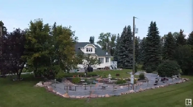 Acreage living in Leduc County Image# 1