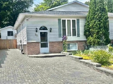 Well Kept Home in Elliot Lake! Image# 9