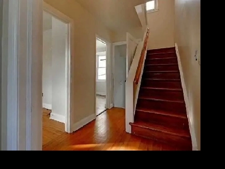 ROOM FOR RENT IN BURLINGTON Image# 1