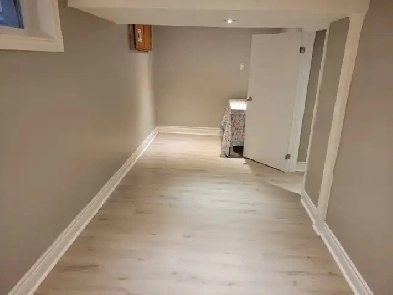 Ajax cozy private room for rent. Image# 3