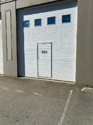 Warehouse for Rent - Great Deal Great Location Image# 1
