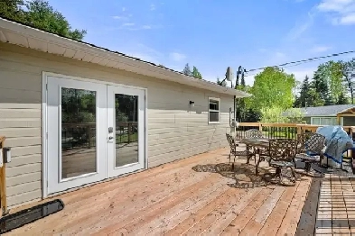 Small 2 bedroom furnished home for rent 10 minutes from Bancroft Image# 7