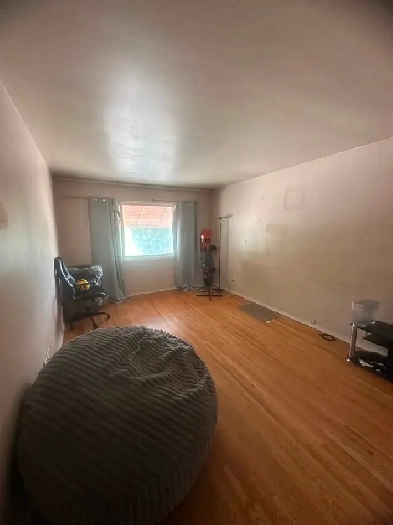 Room available for rent Image# 4