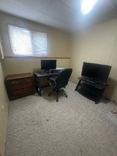 2 Rooms available in basement for rent Image# 3