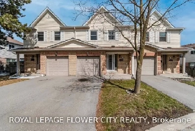 Private Upper Level Rooms for rent in a Townhouse in Mississauga Image# 11