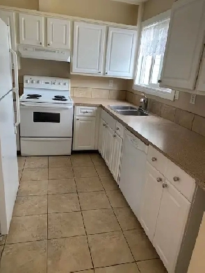3 bedroom townhouse for rent Image# 4