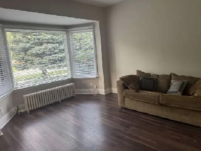 Room for rent. Close to Western University. All included. Image# 6