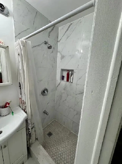 Private Room with attached washroom Image# 1