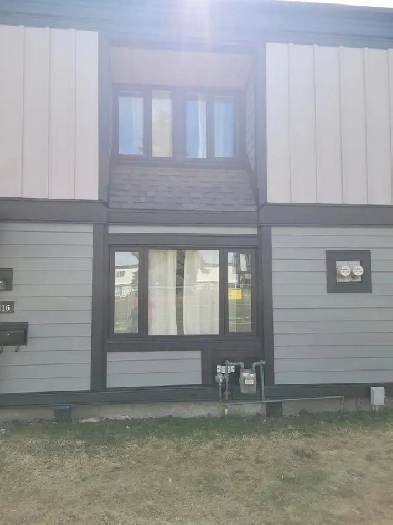 Furnished room for rent - edmonton Image# 3