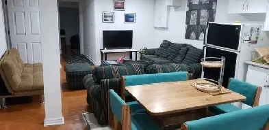 Private Room in Etobicoke Luxurious Basement Image# 1