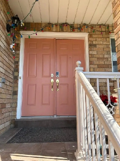 4 BR, 2.5 WR (Upper Level) for lease near Heartland Town Center Image# 1