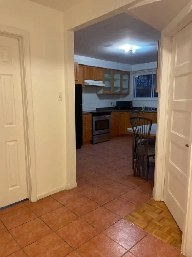 SAINT LEONARD / MONTREAL / 4-1/2 APARTMENT/ FURNISHED/SHORT RENT Image# 10