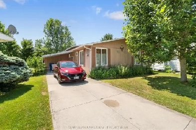 22220 Charing Cross Road #52, Chatham ON Image# 1