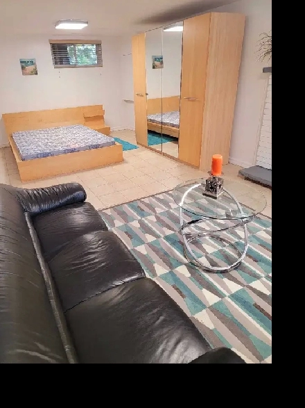 Room for rent/MALE UNIVERSITY STUDENT Image# 6
