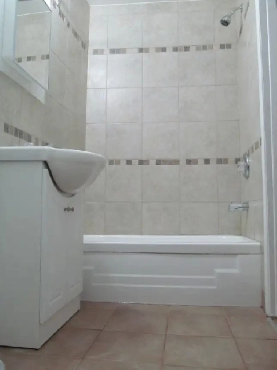 3 1/2 Apartment  @ Verdun Image# 3