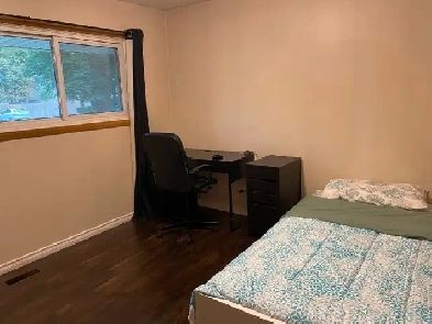 5 MIN WALK TO UNI/COLL 2 ROOMS FOR RENT ALL FUR’D HOUSE PARKING Image# 5