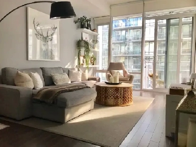 Luxury 1 Bedroom Condo   Den   2 Bath   Pkg at Pier 27 Image# 5