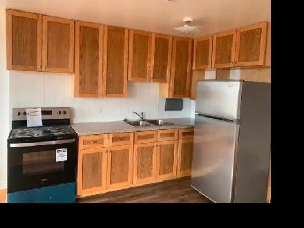 Lge 1Bdrm w/MthFree NewKitchen Bath Hardwood@Kennedy/EglintonAve Image# 1