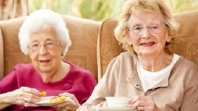 RETIREMENT HOME 45 MINUTES WEST FROM BRAMPTON 8%CR Image# 1