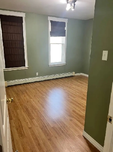 2 Beds 1 Bath Apartment West Side Image# 15
