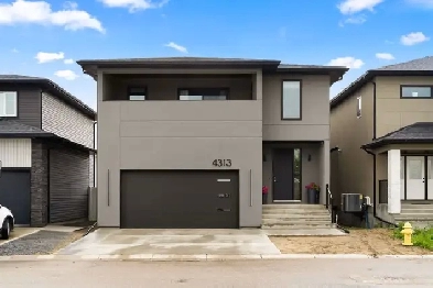 4313 Wakeling St - Modern 2 Storey Located In Harbour Landing Image# 3
