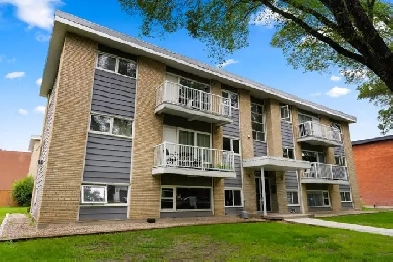 #10 - 38 Spence St - Move In Ready Condo In Hillsdale Image# 5